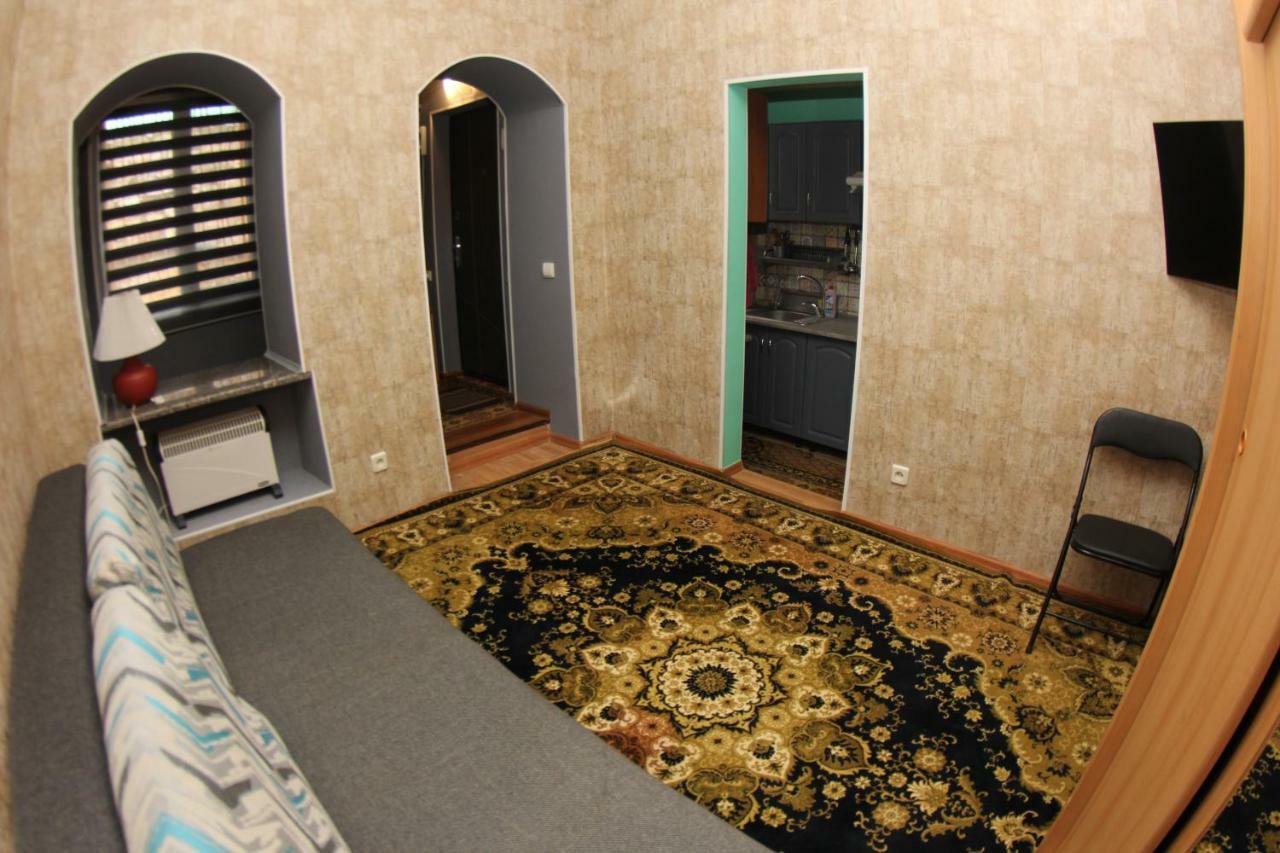 Apartment On Gimnazycheskaya Odessa Exteriör bild